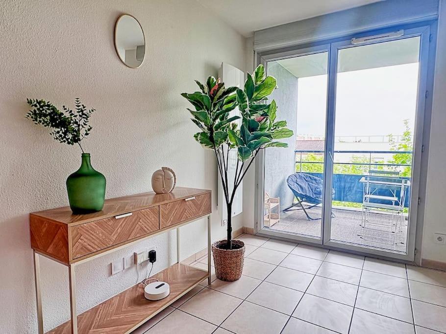 Charmant T2 Terrasse, Garage Villeurbanne Eksteriør billede